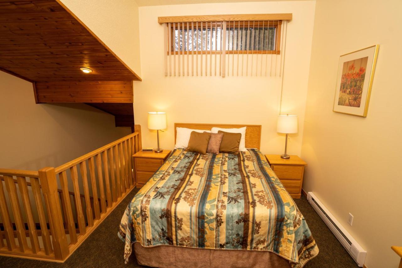 Fairmont Hot Springs Resort Esterno foto