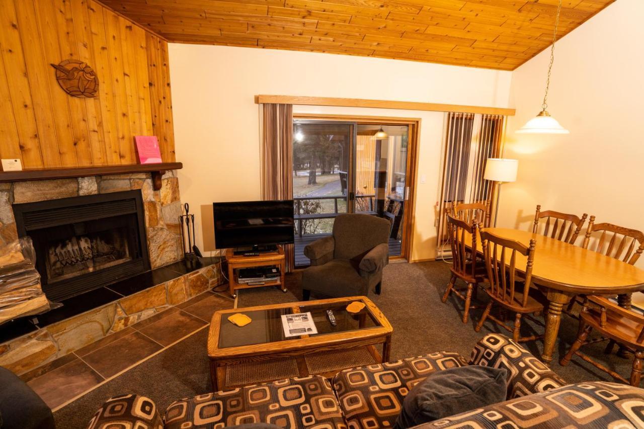 Fairmont Hot Springs Resort Esterno foto