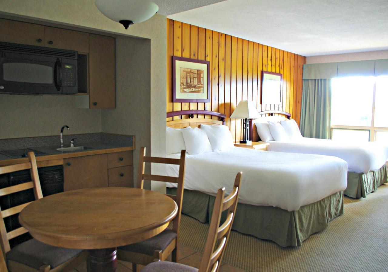Fairmont Hot Springs Resort Esterno foto