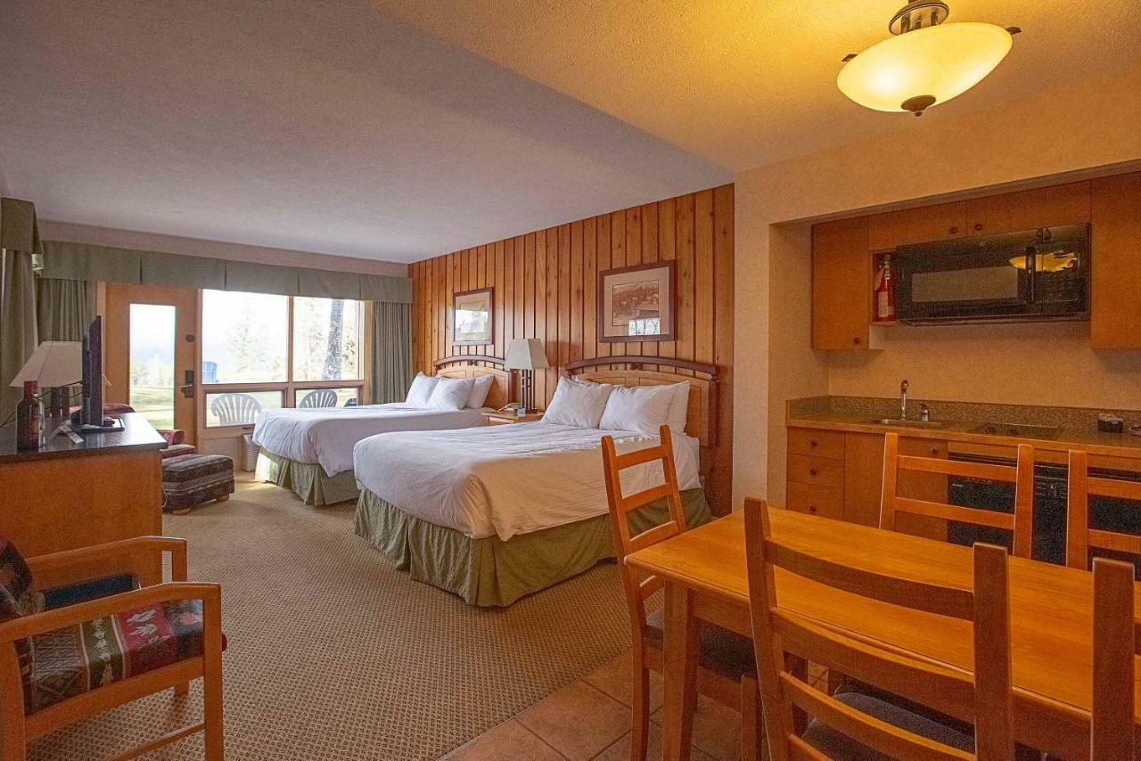 Fairmont Hot Springs Resort Esterno foto